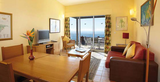 Hôtel Village Cabo Girao 4*, Séjour Portugal, Madère, Île de Madère par Ôvoyages Hôtel Village Cabo Girao 4*, Séjour Portugal, Madère, Île de Madère par Ôvoyages