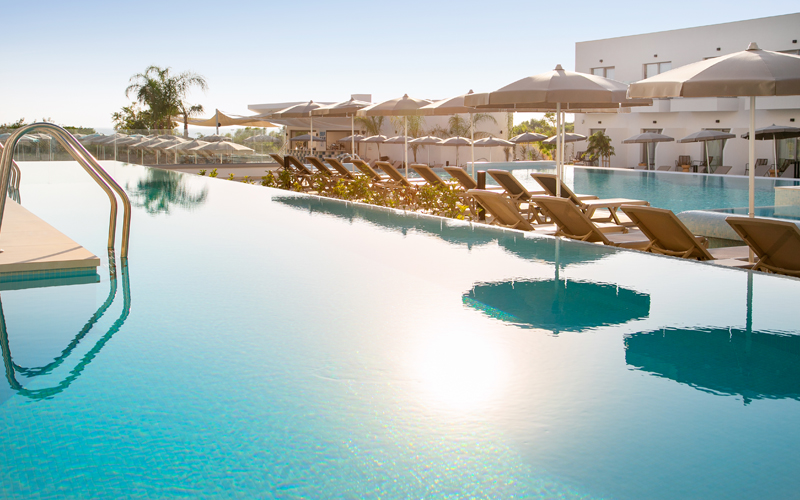 Hôtel Atlantica Aqua Blue 4*, Séjour Chypre par Ôvoyages Hôtel Atlantica Aqua Blue 4*, Séjour Chypre par Ôvoyages
